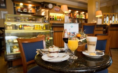 Walzer Café & Bar